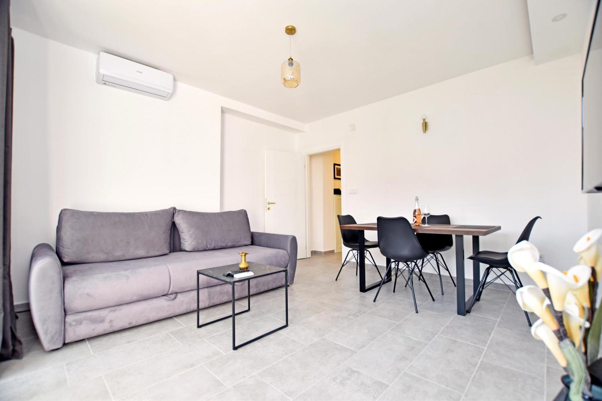 4K - Modern Apartment Very Close To The Sea Herceg Novi Exterior photo